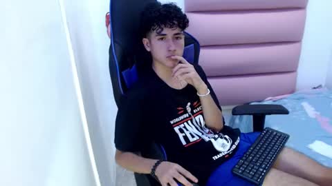 johnny_cagee online show from 12.05.24
