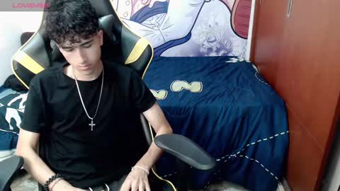 johnny_cagee online show from 12.11.24