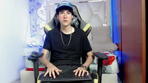 johnny_cagee online show from 10.11.25