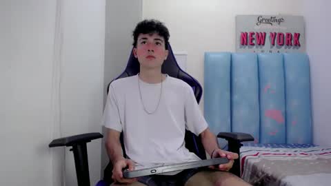 johnny_cagee online show from 12.15.25