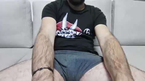 Snapshot of johnny_yaa chatting on 12.23.24 johnny_yaa online show from 12.23.24