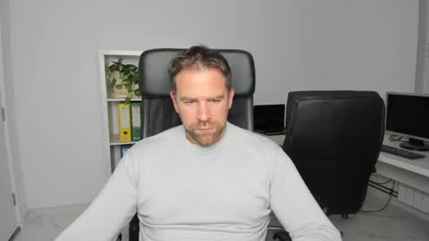 johnnydough82 online show from 12.03.24