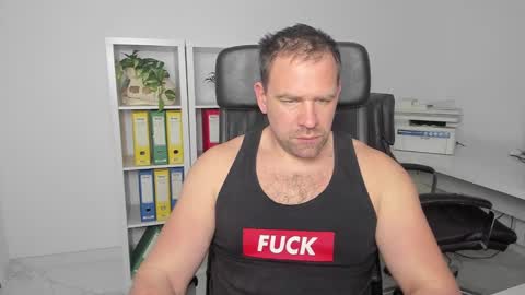 johnnydough82 online show from 01.14.25