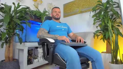 JOHNNY online show from 04.14.26