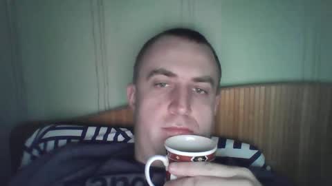 Snapshot of johnoreon chatting on 02.14.25 johnoreon online show from 02.14.25
