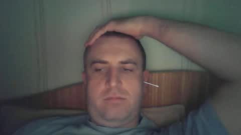 Snapshot of johnoreon chatting on 09.15.25 johnoreon online show from 09.15.25