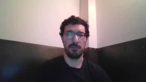 Snapshot of johnparis7575 chatting on 01.08.25 Johnfrench online show from 01.08.25