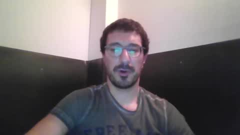 Snapshot of johnparis7575 chatting on 11.21.25 Johnfrench online show from 11.21.25