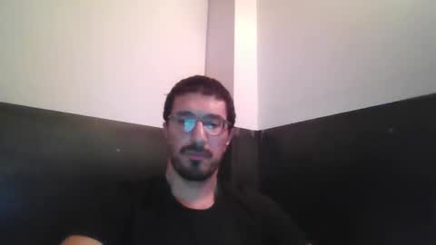 Snapshot of johnparis7575 chatting on 01.09.26 Johnfrench online show from 01.09.26