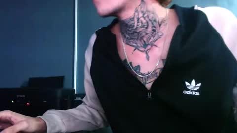 Snapshot of johnsonisaac94_ chatting on 12.12.24 johnsonisaac94 online show from 12.12.24