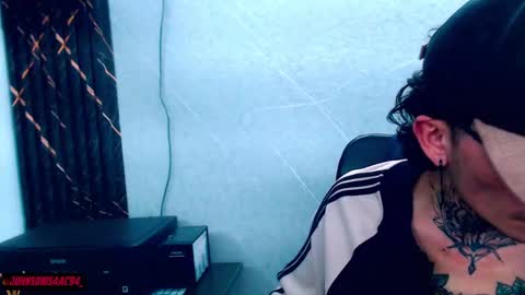 Snapshot of johnsonisaac94_ chatting on 02.27.25 johnsonisaac94 online show from 02.27.25