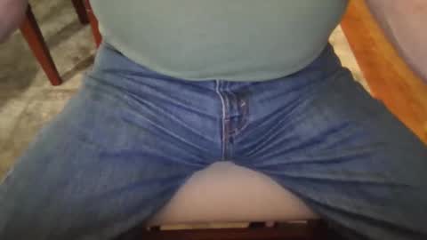 Snapshot of johnxxx549 chatting on 10.08.25 johnxxx549 online show from 10.08.25