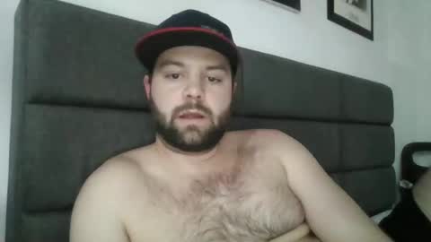 Snapshot of johny28287 chatting on 10.18.25 johny28287 online show from 10.18.25