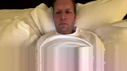 Snapshot of joifever chatting on 10.31.25 joifever online show from 10.31.25