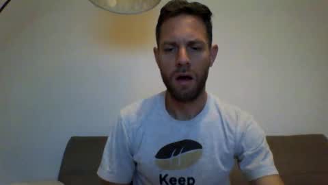 jojo19844 online show from 10.16.25