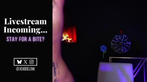 Snapshot of jojodelow chatting on 09.29.25    online show from 09.29.25