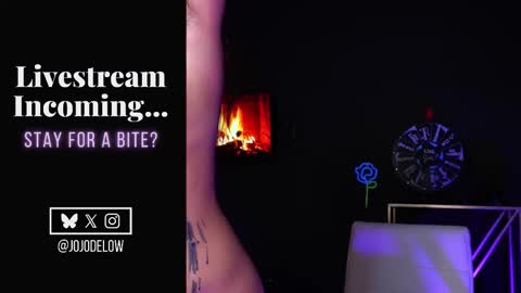 Snapshot of jojodelow chatting on 11.03.25    online show from 11.03.25