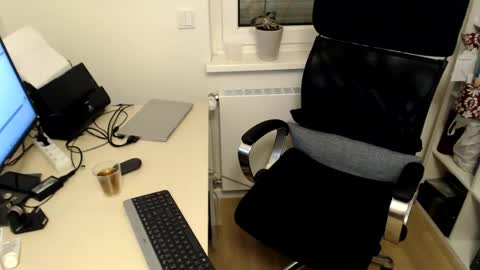 Snapshot of jojopanki chatting on 01.28.25 goBerlin38 online show from 01.28.25