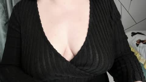 Snapshot of jolenekiss chatting on 02.04.25 Jolene online show from 02.04.25