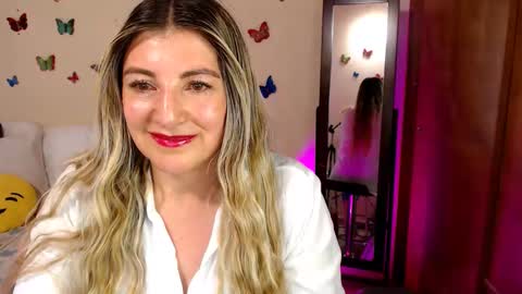 Jolie Mature online show from 01.09.26