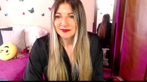 Jolie Mature online show from 04.01.26