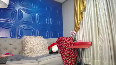 Jolie online show from 12.22.25