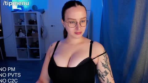 Snapshot of joliejoy chatting on 09.28.25 Jolie  My snapchat got deleted. If you were subscribed dm me my former username or scroll down and click on snapchat media online show from 09.28.25