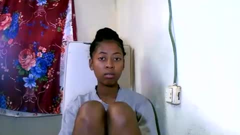 joliekah27 online show from 01.22.25