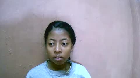 joliekah27 online show from 01.29.25