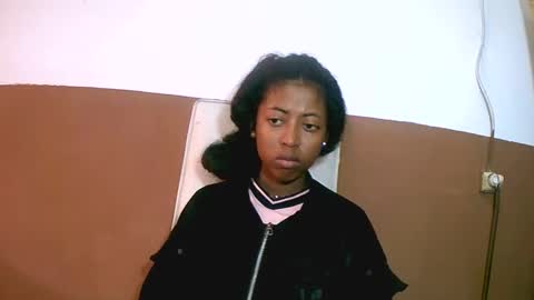 joliekah27 online show from 02.11.25