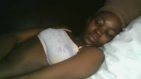 jollynabeb online show from 10.21.25