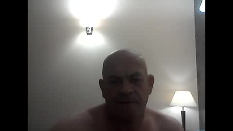 Snapshot of jolmasz30 chatting on 05.25.26 jolmasz30 online show from 05.25.26