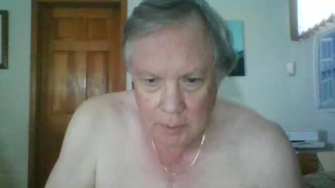 Snapshot of jonanbnj chatting on 06.25.26 jonanbnj online show from 06.25.26