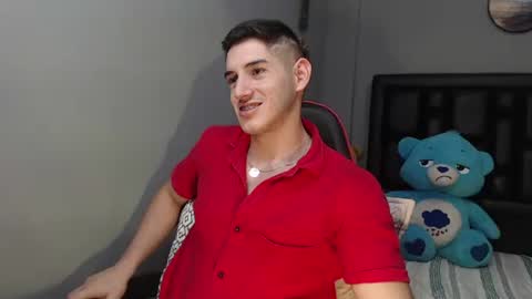 jonathancast08 online show from 01.12.25