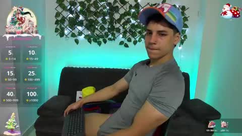 Snapshot of jonathanjoestar_ chatting on 12.20.24 Instagram jonathanfit14 online show from 12.20.24