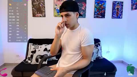 Instagram jonathanfit14 online show from 07.06.26