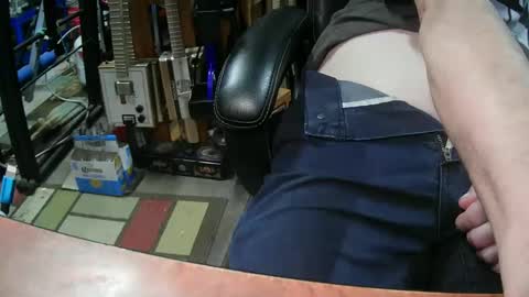 Snapshot of jonsexy1958 chatting on 09.20.25 jonsexy1958 online show from 09.20.25