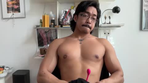 Snapshot of jonutty chatting on 02.25.26 jonutty online show from 02.25.26