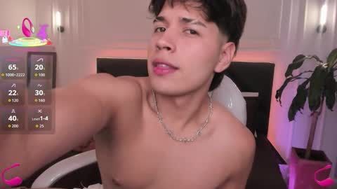 Snapshot of jordan_24_ chatting on 10.30.25 JORDAN online show from 10.30.25