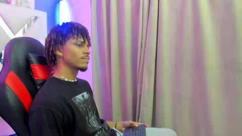 Snapshot of jordan_love7 chatting on 10.03.25 jordan online show from 10.03.25