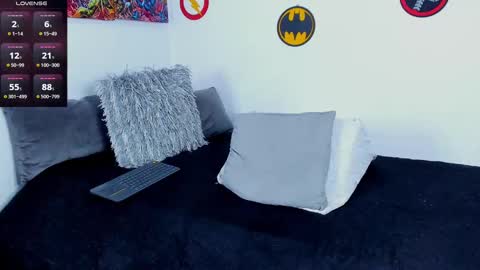    Schedule   3 pm - 10pm   OfflineTuesday and Wednesday online show from 02.21.25