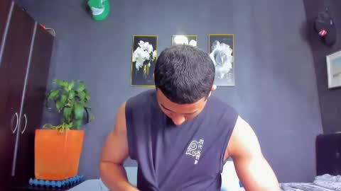 Snapshot of jordanharrd chatting on 12.20.24 Jordanharrd online show from 12.20.24
