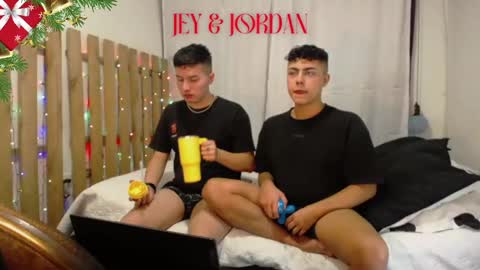 Snapshot of jordanhiltton__ chatting on 12.11.24 jordanhiltton__ online show from 12.11.24