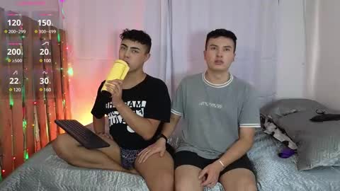 Snapshot of jordanhiltton__ chatting on 12.17.24 jordanhiltton__ online show from 12.17.24