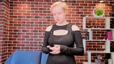 Ellie online show from 05.17.26