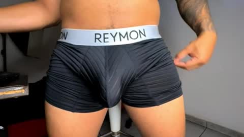 Snapshot of jordylatin202 chatting on 10.03.25 DAVID online show from 10.03.25