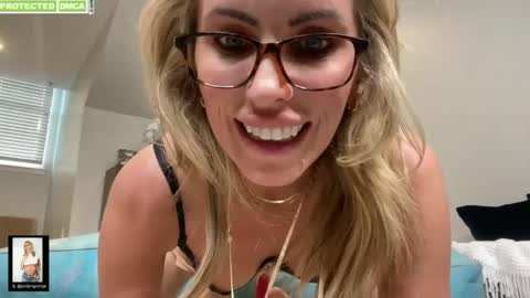 Snapshot of jordyngrangexo chatting on 01.29.25 Jordyn Grange online show from 01.29.25