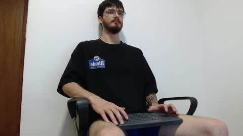 Snapshot of joseh0se chatting on 04.03.26 alejandro online show from 04.03.26