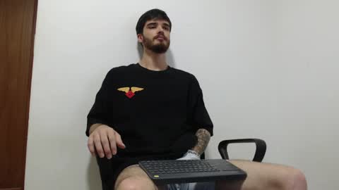 Snapshot of joseh0se chatting on 04.05.26 alejandro online show from 04.05.26