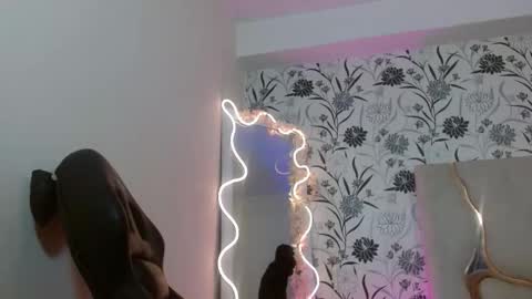 Joselyn  online show from 12.15.25